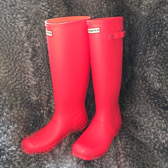 HUNTER WATERPROOF RAIN BOOTS - Picture 2 of 5